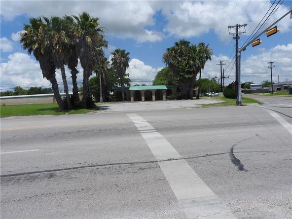 2667 Main St, Ingleside, TX 78362